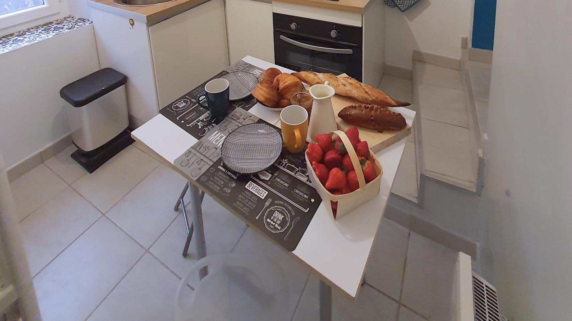 ღ Le Cocon Montilien - Confortable T2 Avec Wifi * Montélimar